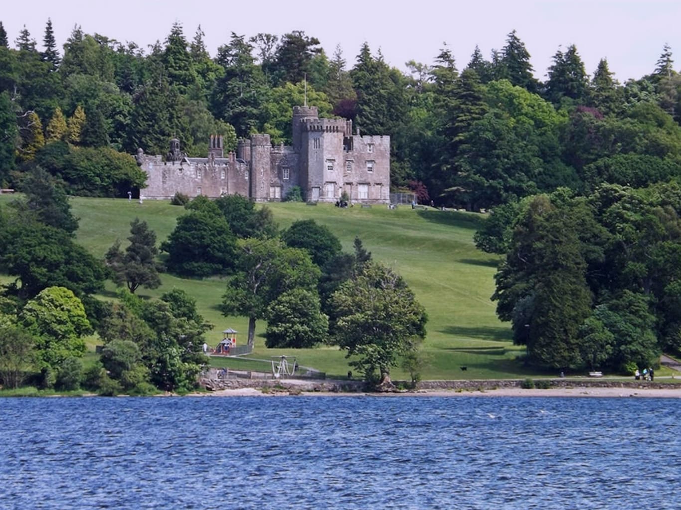 Balloch Castle Country Park – Loch Lomond Hotel